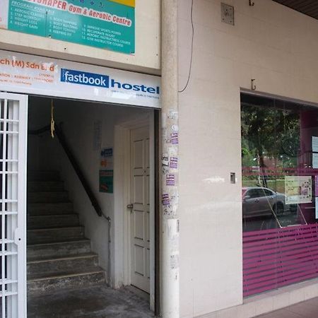 Fastbook Hostel Ayer Itam Bagian luar foto